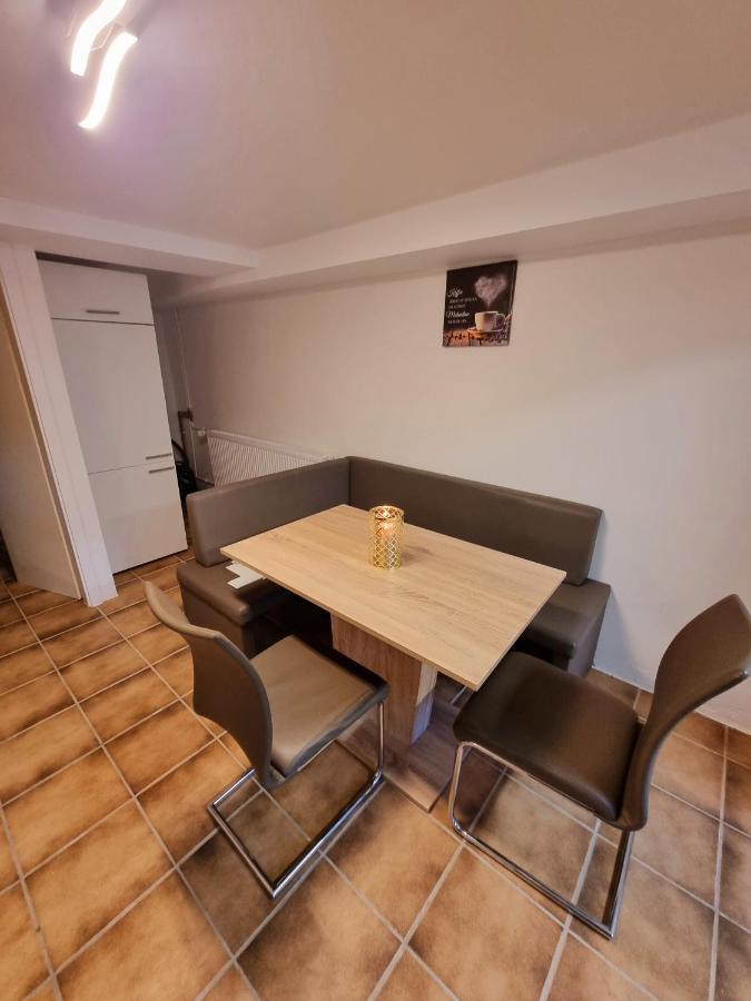 Souterrainwohnung Zentrale Lage In Detmold Dış mekan fotoğraf